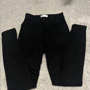 Zara Women's Classic Black Skinny Jeans